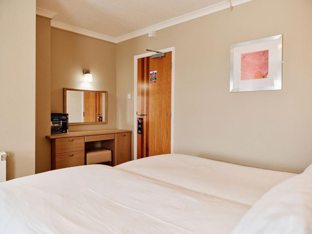 Hotel De Normandie Saint Helier Zewnętrze zdjęcie